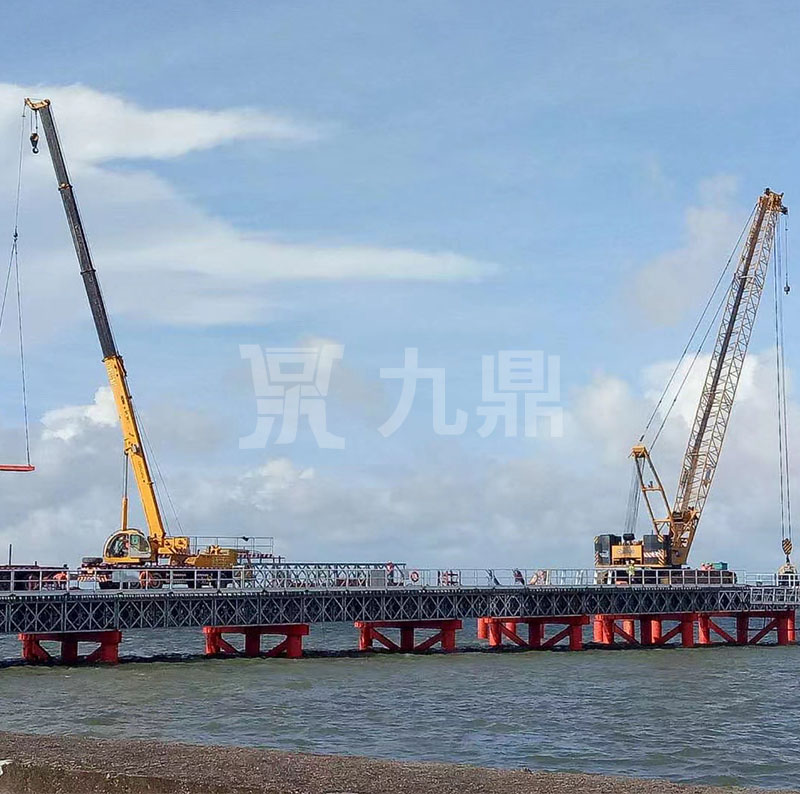 貝雷鋼橋可進(jìn)行現(xiàn)場拼裝